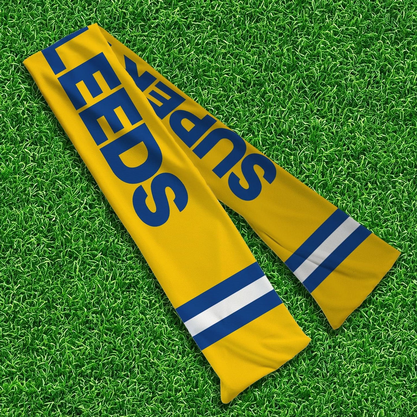 Super Leeds - Knitted Eyelet Football Scarf