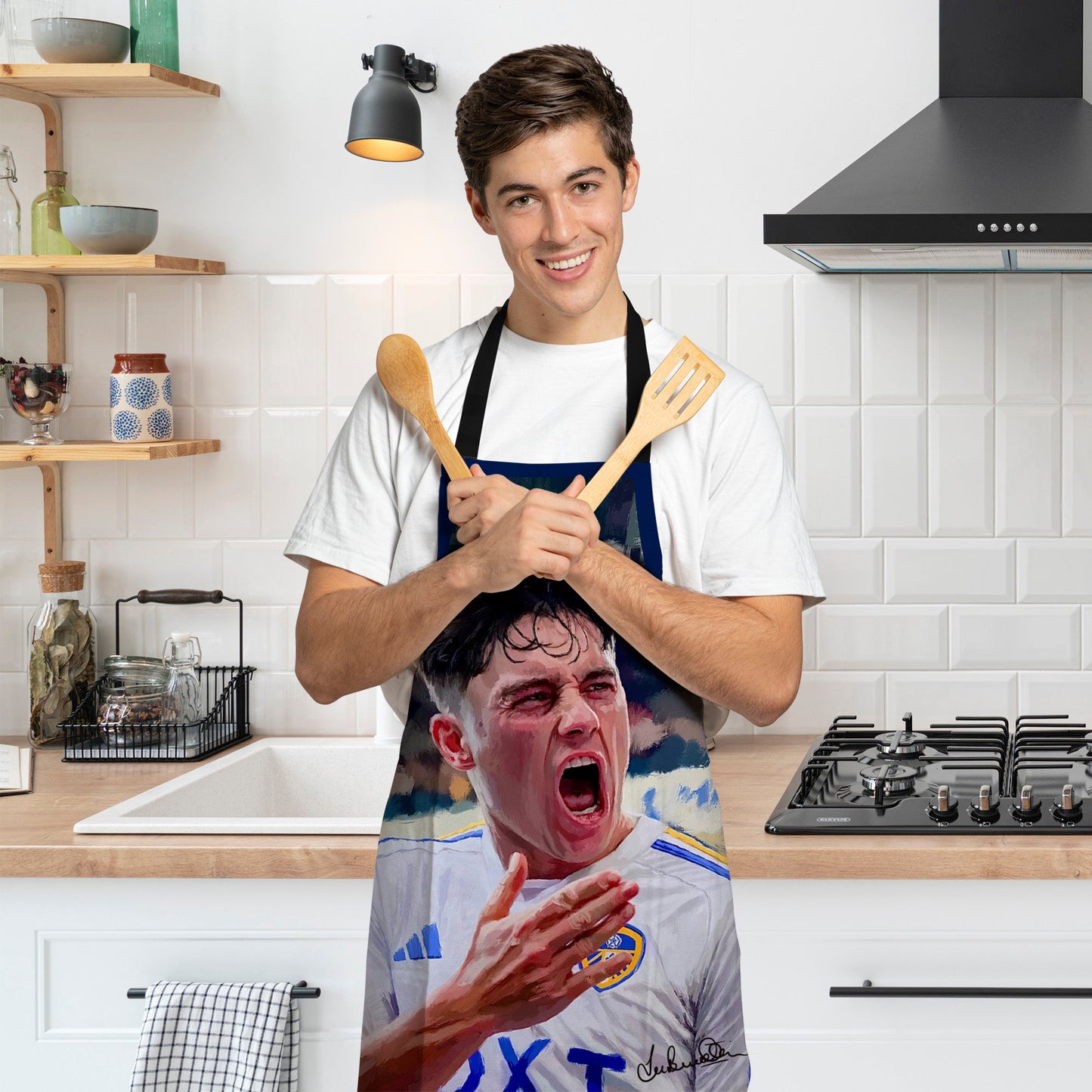 Lee Buccilli - Dan James Home - Apron