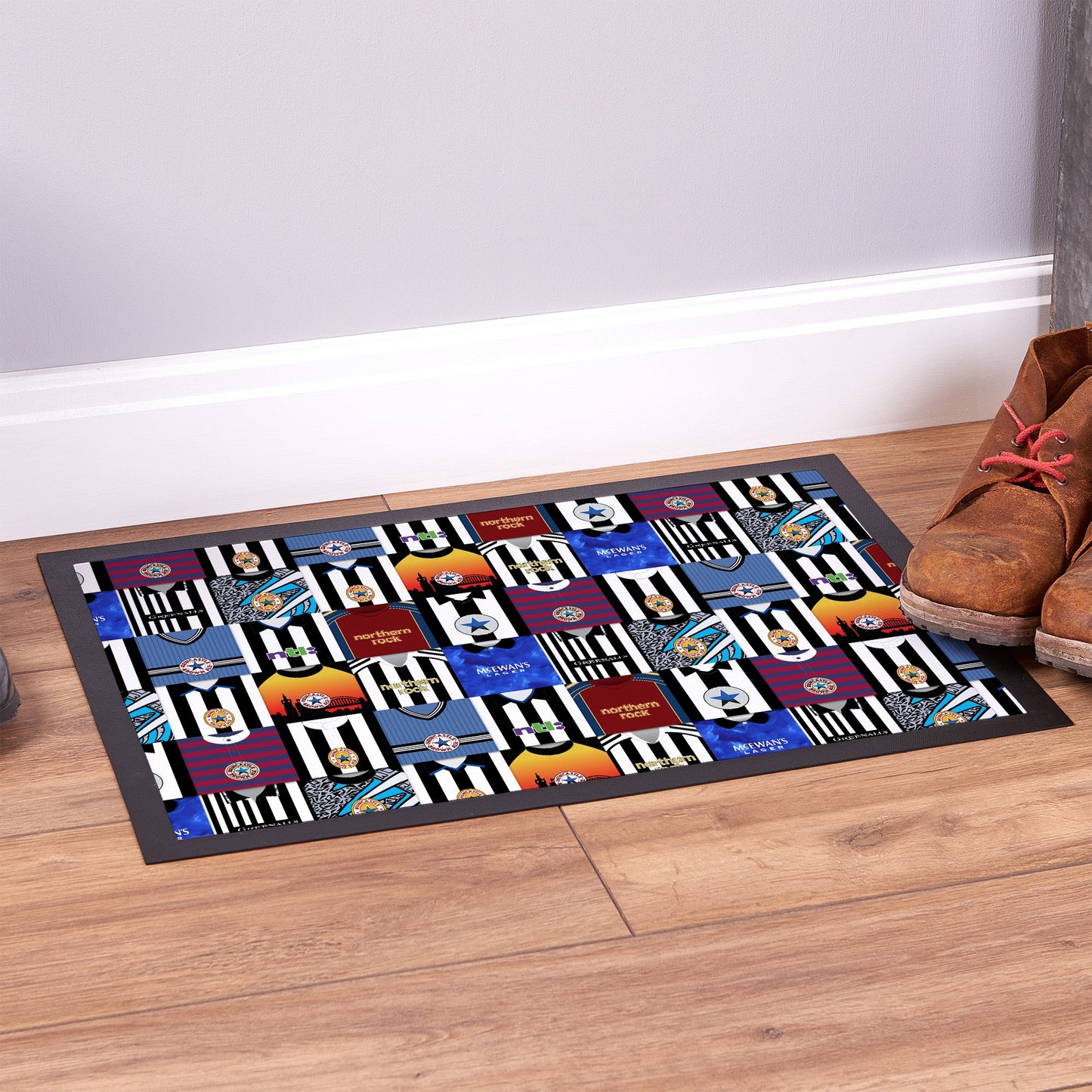 Newcastle Kit Montage - Retro Door Mat - 60cm x 40cm