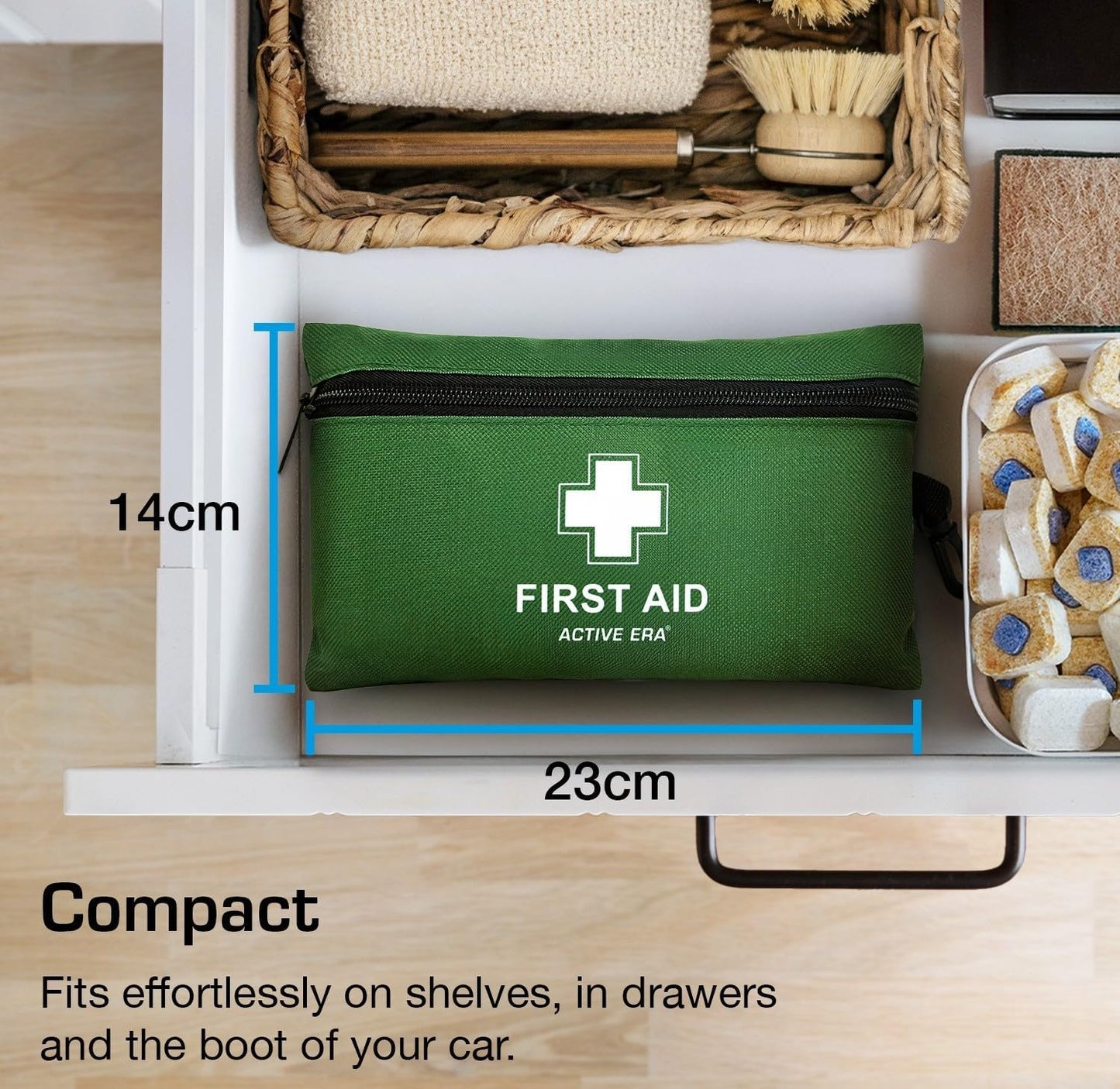 120 Piece Premium First Aid Kit Travel Bag - Includes Bandages and Dressings, Extra-Strong Metal Scissors and Emergency Car Blanket for Home, Office, Caravan, Workplace